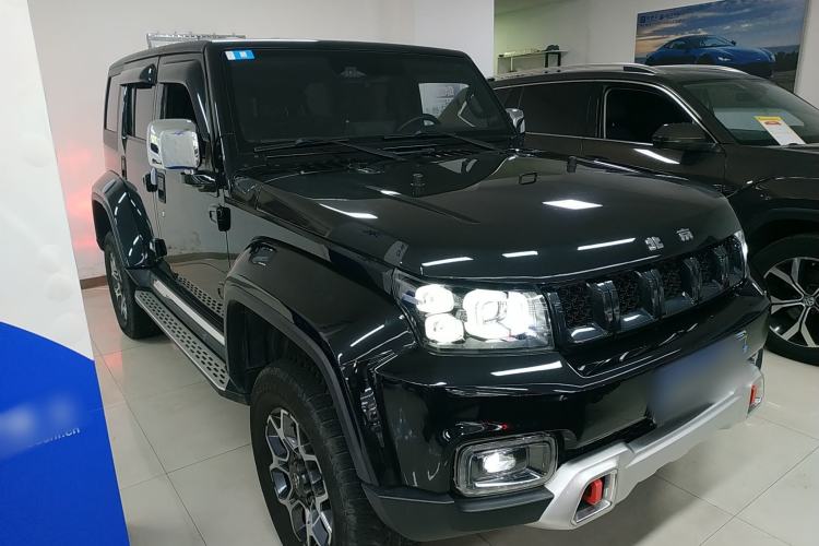 Used  BJ40 2019 PLUS 2.3T Automatic Four-Wheel Drive Premium Edition China VI
