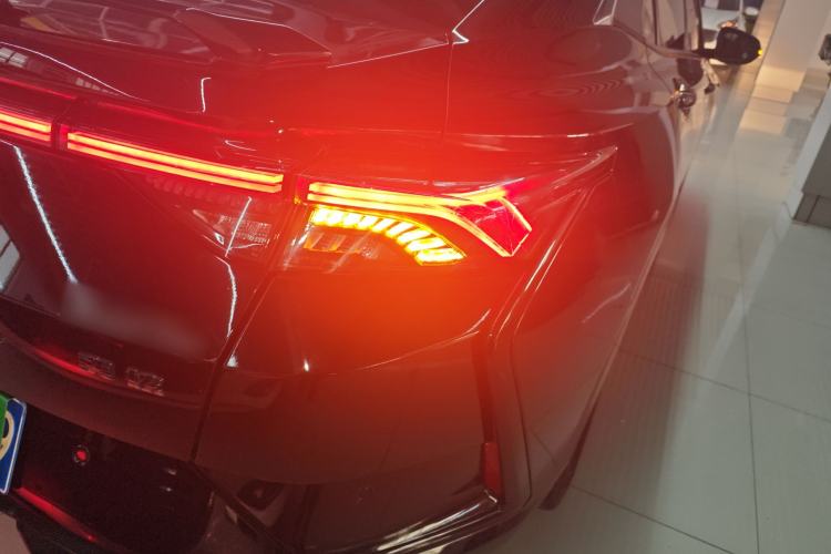 Used Dongfeng Aeolus Yixuan 2021 230T Automatic Zuiying Knight Edition