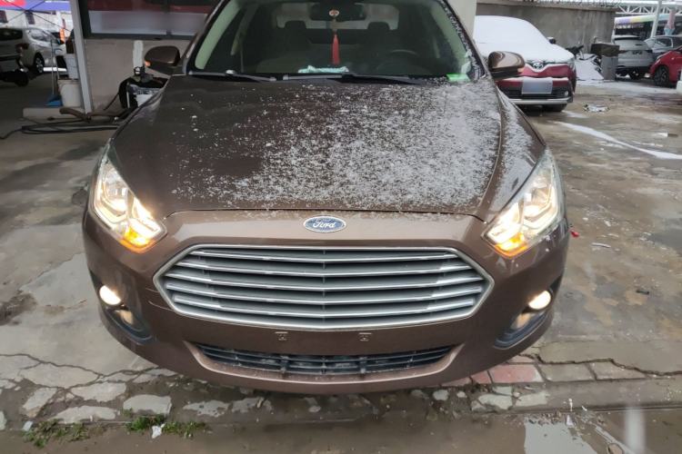 Used Ford Escort 2015 1.5L Automatic Comfort Model
