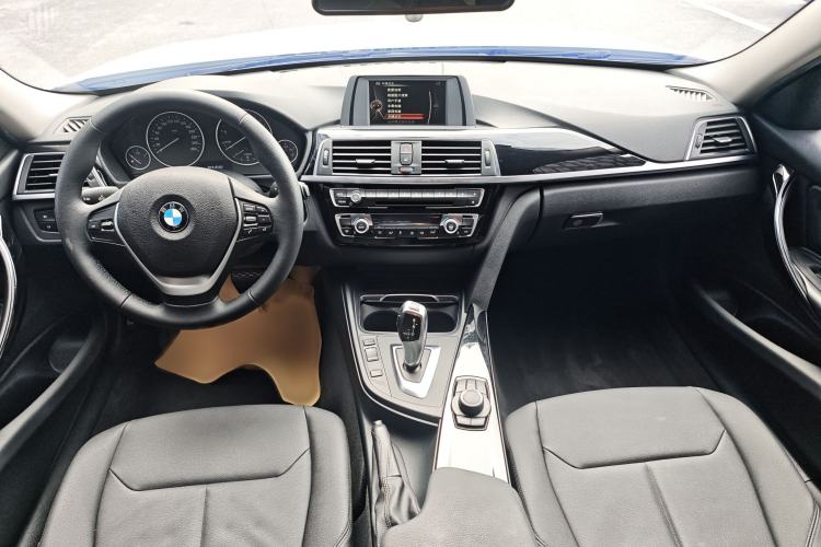 TDK.VehicleDetails.img