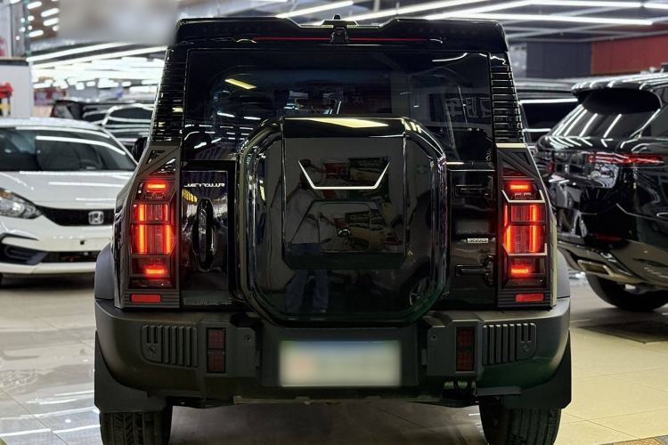 Used Jetour Traveler 2023 2.0T All-Wheel-Drive Crosser
