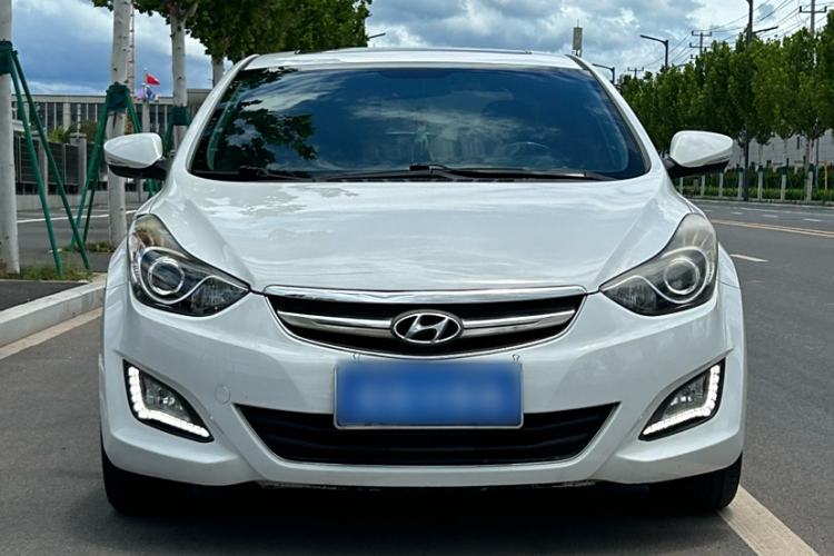 Used Hyundai Elantra 2015 1.6L Automatic Leading Model

