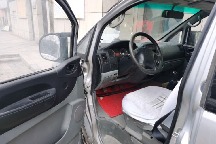 Used FORTHING Lingzhi 2013 M3 1.6L 7-Seater Comfort Model