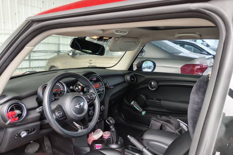 Used  MINI 2016 1.2T ONE Pioneer Edition
