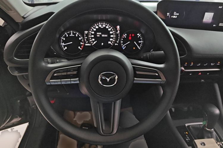 Used Mazda Mazda 3 Axela 2021 2.0L Automatic Zhiqing Edition
