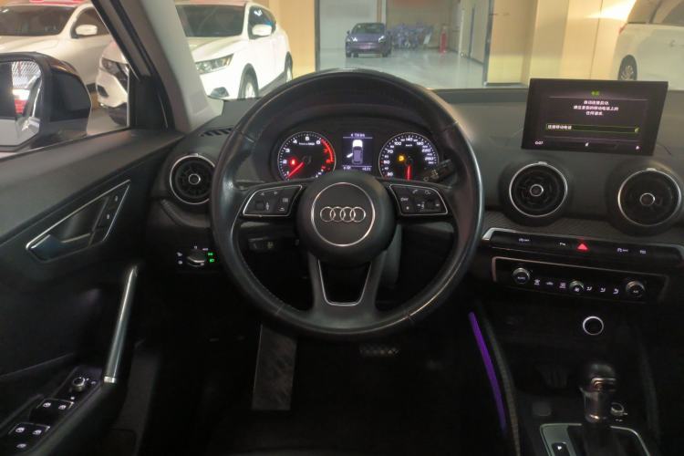 Used Audi Q2L 2021 35 TFSI Fashion Dynamic Model
