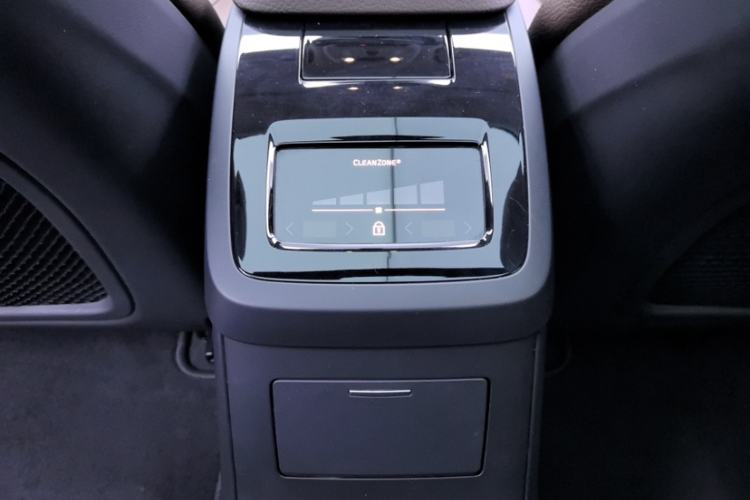 Used Volvo S90 New Energy 2020 T8 e-Drive Hybrid – Zhiyi Luxury Edition
