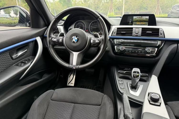 Used BMW 3 Series 2018 320i M Sport Package
