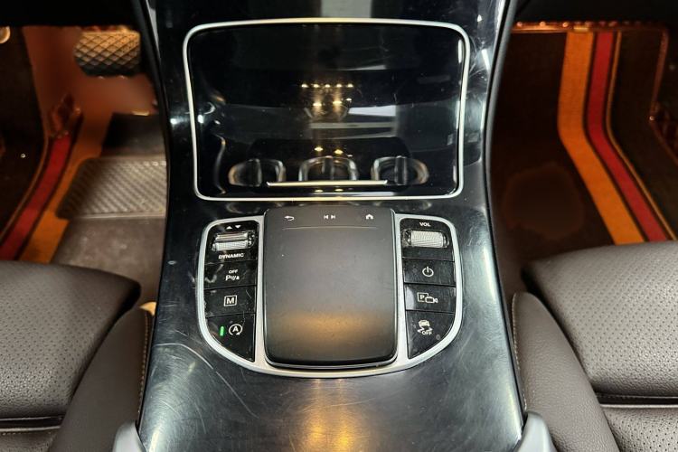 Used Mercedes-Benz GLC 2020 GLC 260 L 4MATIC Dynamic Model
