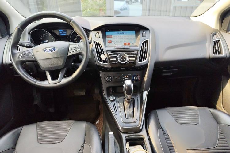 Used Ford Focus 2018 Hatchback Classic 1.6L Automatic Trendy SmartDrive Edition