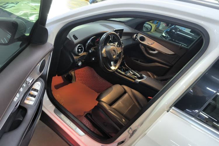 Used Mercedes-Benz GLC 2019 GLC 200 L 4MATIC
