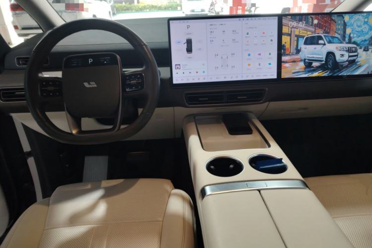 Used Li Auto MEGA 2024 Ultra Model