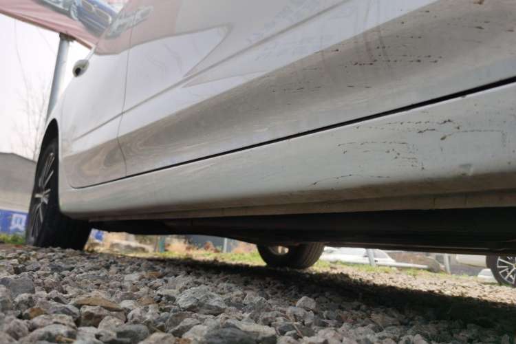 Used Roewe i5 2021 1.5L CVT Platinum Edition
