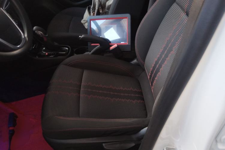 Used Buick Encore 2016 18T Automatic Two-Wheel Drive Urban Leading Edition
