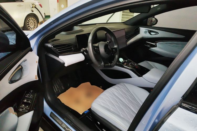 Used BYD Seal 2022 700 km Long-Range Rear-Wheel-Drive Version
