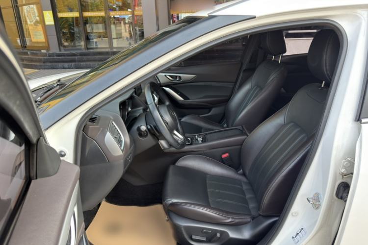 Used Mazda CX-4 2018 2.5L Automatic 4x4 Bluelight Fearless Edition China V Standard
