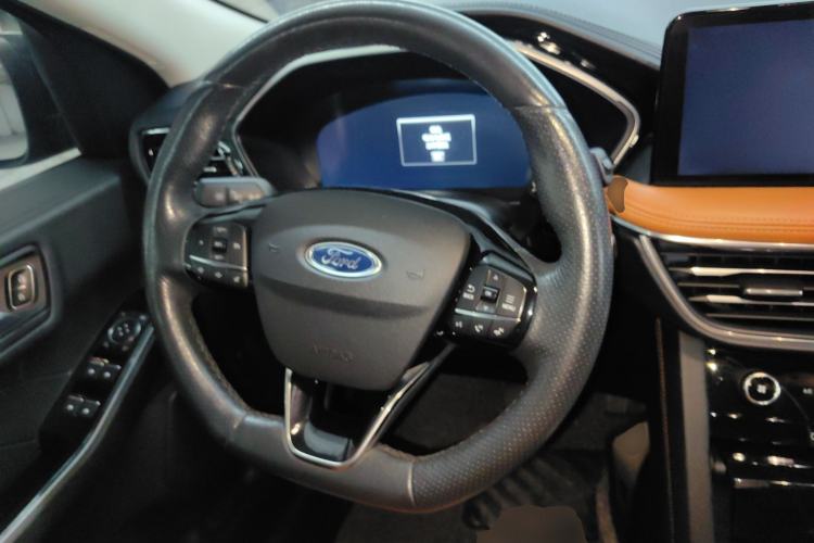 Used Ford Escape 2020 EcoBoost 245 Two-Wheel Drive Smart & Enjoyment Model