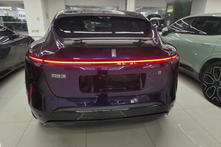 Used  11 2025 Ultra Extended-Range Edition