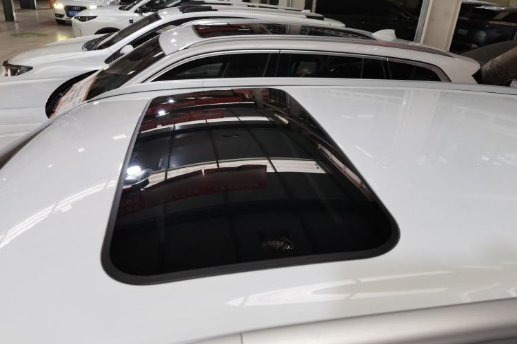 Used Geely Auto Emgrand X7 Sport 2021 Million Edition 1.8TD DCT Two-Wheel Drive Comfort Model
