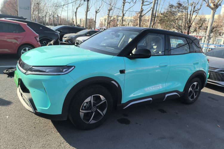 Used BYD Yuan UP 2025 Intelligent Driving Version 401 km Leading Edition
