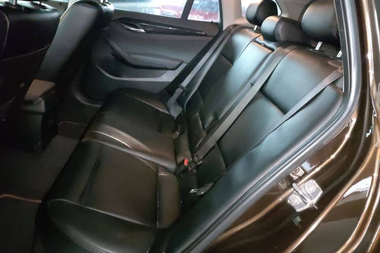 Used BMW X1 2013 sDrive18i Sport Design Package
