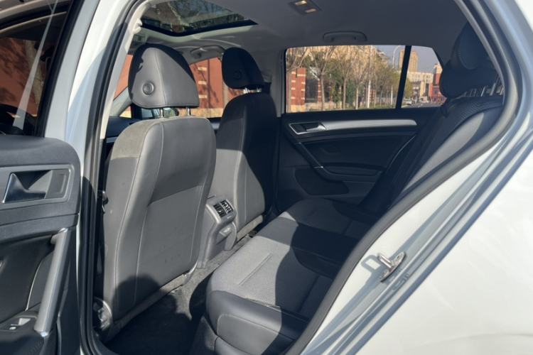 Used Volkswagen Golf 2019 280TSI DSG Comfort Version China VI Standard
