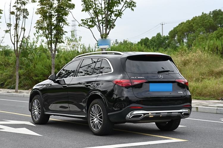 Used Mercedes-Benz GLC 2025 GLC 300 L 4MATIC Dynamic Model 5 Seats