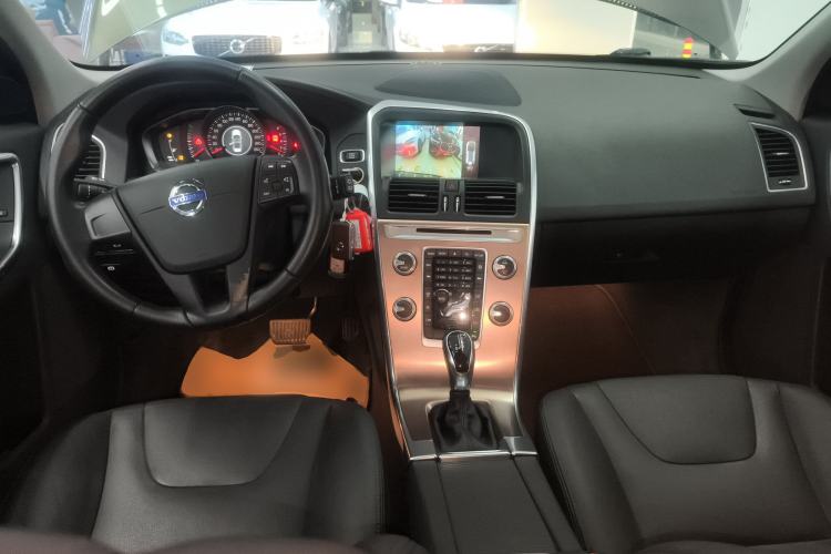 Used Volvo XC60 2017 T5 Smart Upgrade Edition
