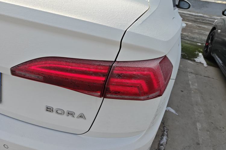 Used Volkswagen Bora 2021 1.5L Manual Fashion Smart Connect Edition