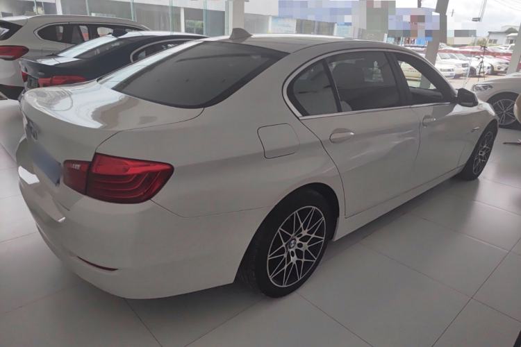 Used BMW 5 Series 2014 520Li Elegant Model
