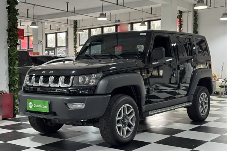 Used Beijing Auto BJ40 2016 40L 2.3T Automatic All-Wheel Drive Premium Edition
