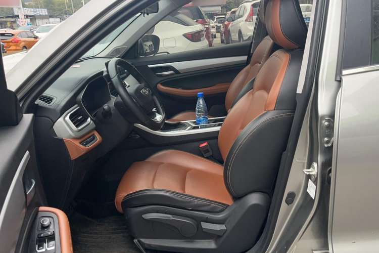 Used Geely Auto Vision X6 2020 1.4T CVT Luxury Edition
