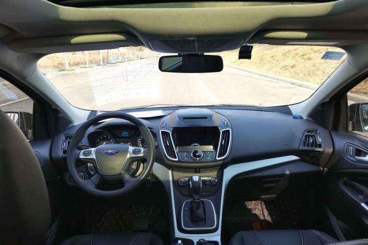 Used Ford Kuga 2015 1.5L GTDi Two-Wheel Drive Fashion Edition
