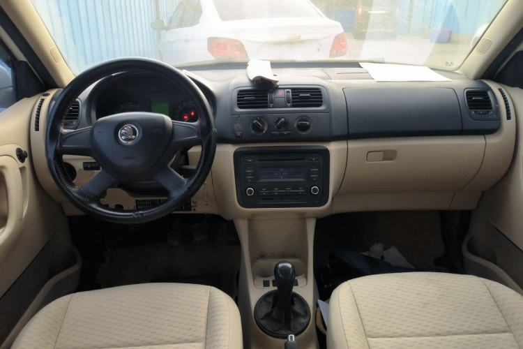 Used Skoda Fabia 2014 1.4L Manual Crystal Edition