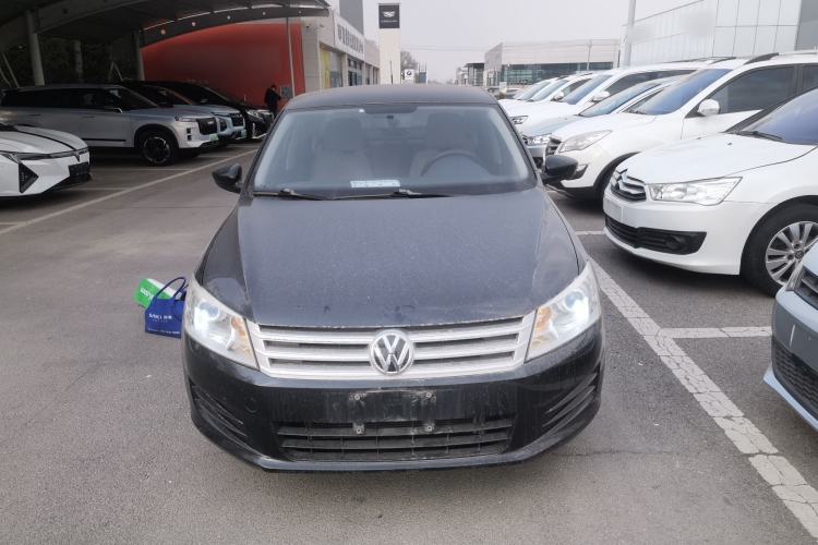 Used Volkswagen Santana 2015 1.4L Manual Fashion Edition
