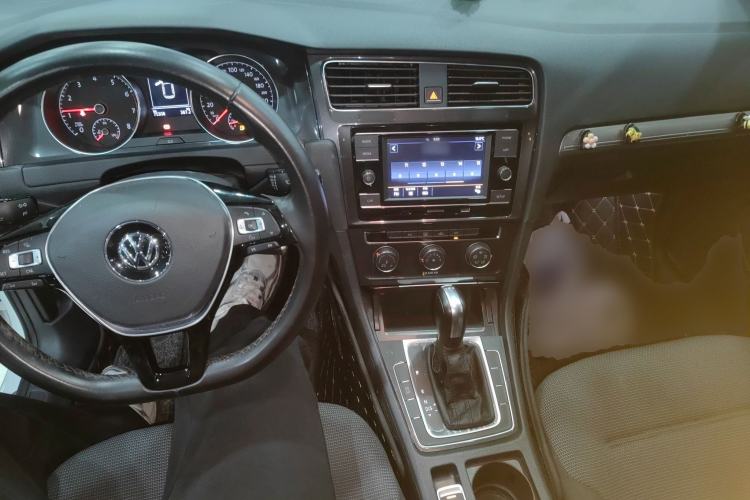 Used Volkswagen Golf 2018 230TSI Automatic Comfort Model