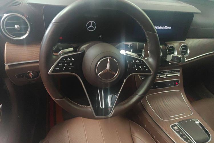 Used Mercedes-Benz E-Class 2023 Updated E 300 L Fashion Edition
