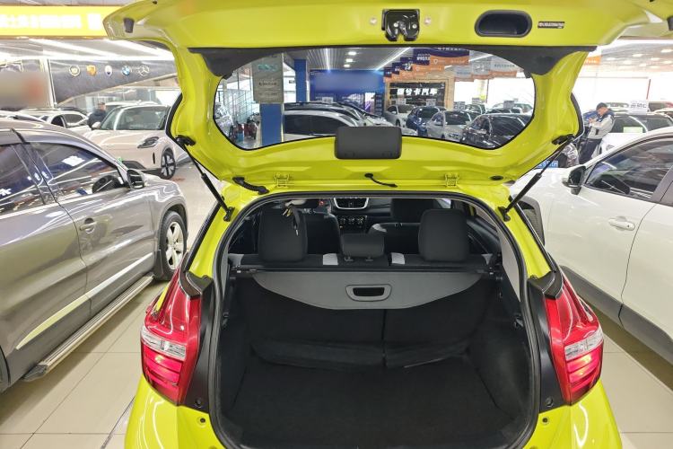 Used Toyota YARiS L 2020 1.5L CVT Leading Edition
