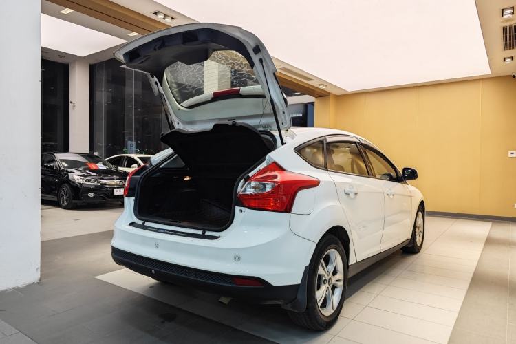 Used Ford Focus 2015 Hatchback 1.6L Automatic Fashion Edition