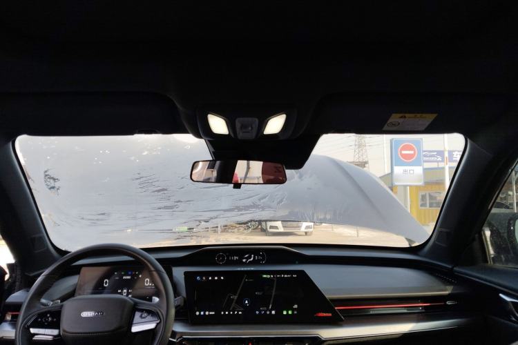 Used Oshan Z6 2023 Blue Whale 1.5T DCT Smart Luxury Model
