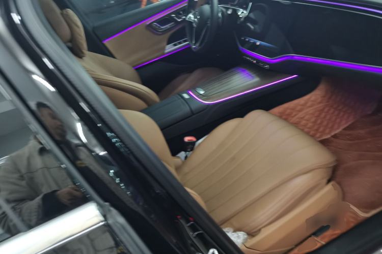 Used Mercedes-Benz E-Class New Energy 2024 E 350 e L Plug-in Hybrid Sedan
