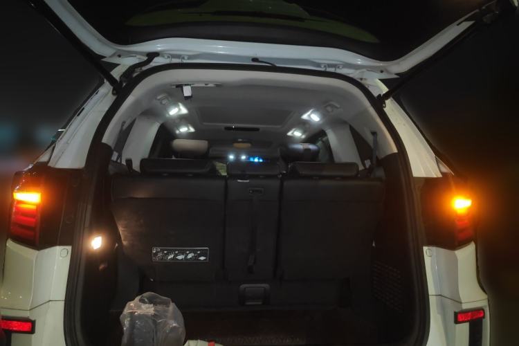 Used Honda Elysion 2016 2.4L Supreme Edition
