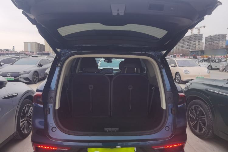 Used Livan Livan 9 2023 470 km Founder Edition
