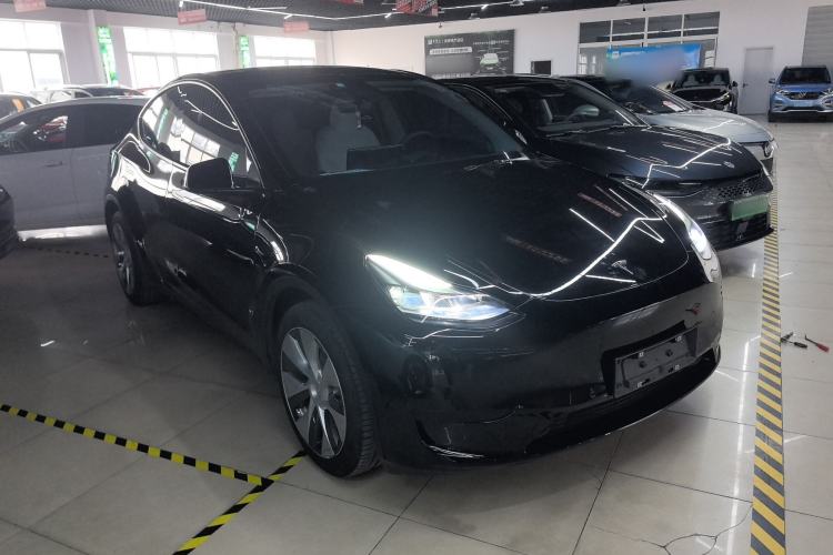 Used Tesla Model Y 2022 Rear-Wheel-Drive Version
