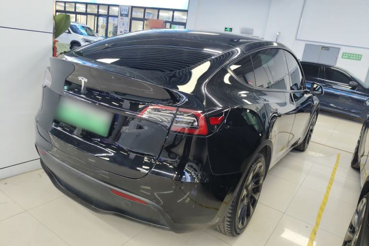 Used Tesla Model Y 2021 Standard Range Rear-Wheel Drive Version
