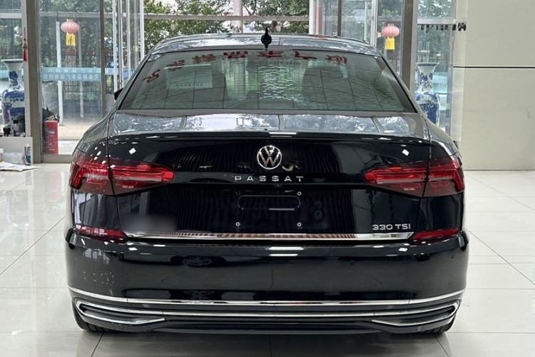 Used Volkswagen Passat 2020 Revised Version 330TSI Luxury Edition China VI Standard
