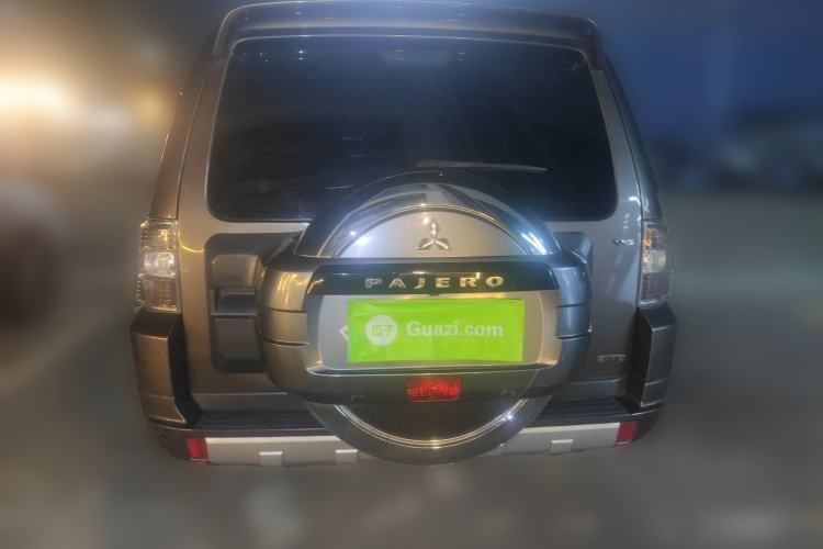 Used Mitsubishi Pajero (Import) 2016 3.0L Automatic Luxury Version China V Standard
