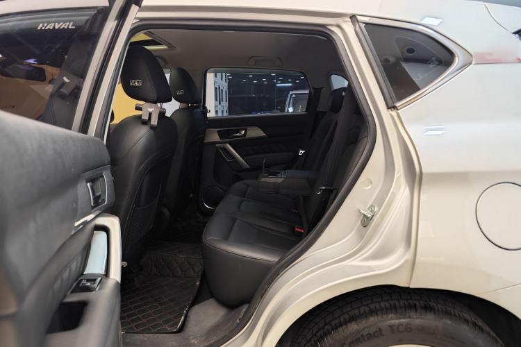 Used Haval H2 2016 Red-Label 1.5T Automatic Two-Wheel Drive Luxury Model