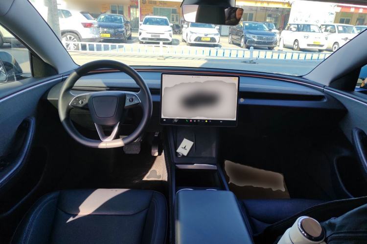 Used Tesla Model 3 2023 Rear-Wheel-Drive Version
