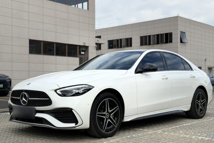 Used Mercedes-Benz C-Class 2024 Facelift C 260 L Night Edition Sport Version
